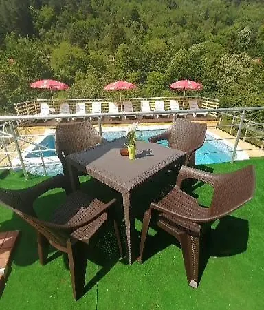 Shipkovo Hills בית הארחה